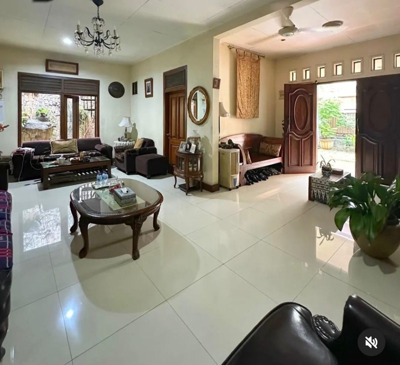 Dijual Rumah Lokasi Bagus Di Kebayoran Baru, Jakarta Selatan