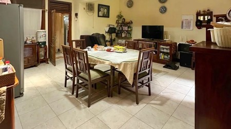 Dijual Rumah Lokasi Bagus Di Kebayoran Baru, Jakarta Selatan