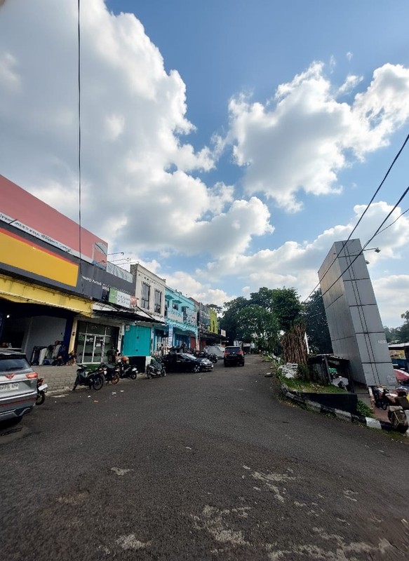 Ruko Bagus 2,5 Lantai Jalan Utama Tole Iskandar Sukmajaya Depok