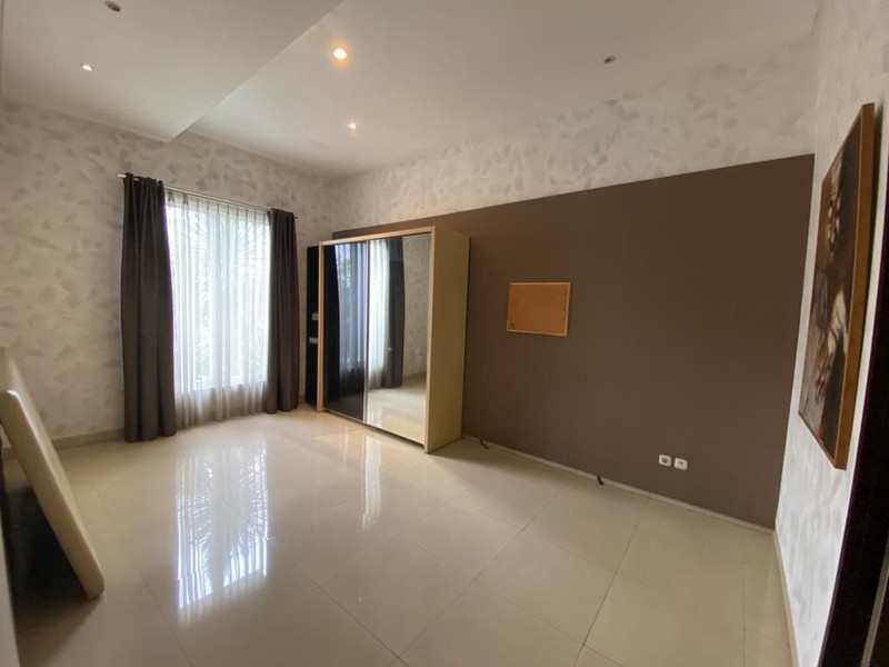 Rumah Bagus, dalam Cluster siap huni di Jakarta Selatan