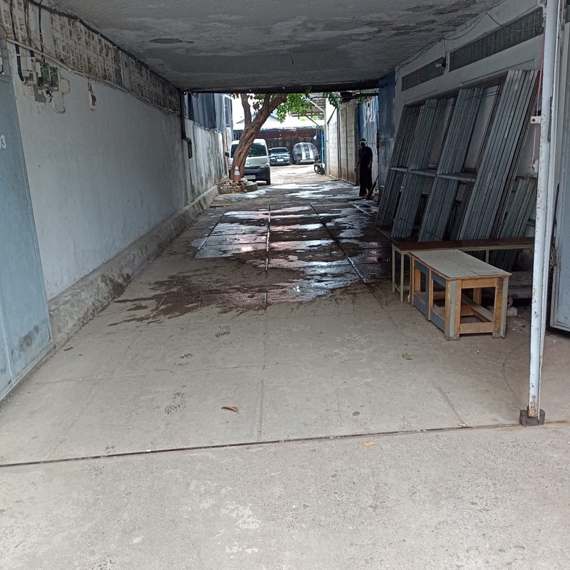 Rumah/ Ruang Usaha di Palmerah Utara II - Jakarta Barat 