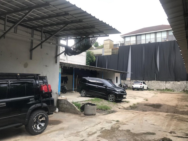 Lahan/ Ruang Usaha di Palmerah Utara II - Jakarta Barat 