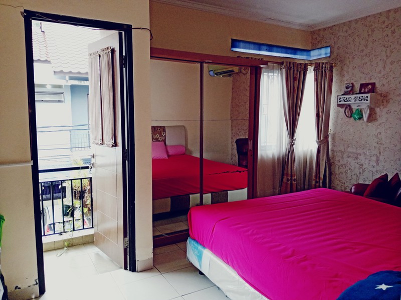 Rumah Hook Siap Huni Bagus Di Cirendeu, Ciputat Tangerang Selatan