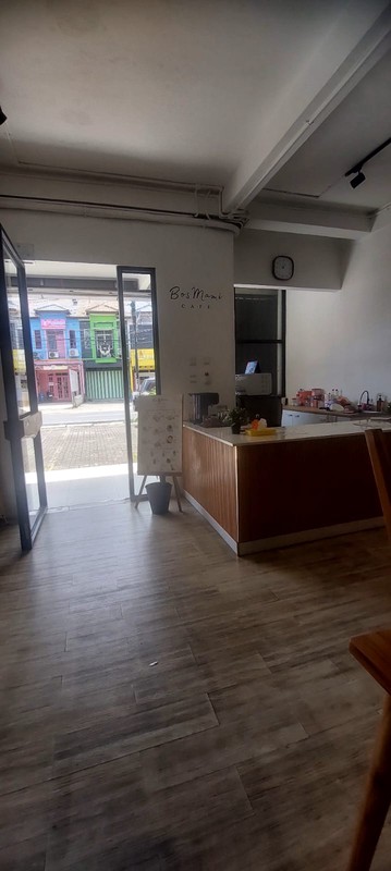 Ruko Gandeng 2, Lokasi strategis Cocok untuk Usaha maupun Office di Bintaro.