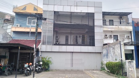Ruko Gandeng 2, Lokasi strategis Cocok untuk Usaha maupun Office di Bintaro.