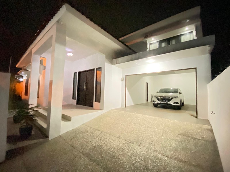 Rumah Mewah Terawat Siap Huni Di Loji Bogor