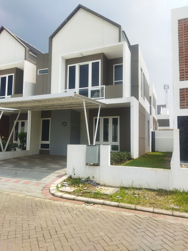 Brand New Rumah Dengan Halaman Samping Yang Luas Di Cibinong Bogor