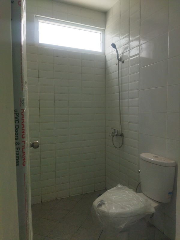 Brand New Rumah Dengan Halaman Samping Yang Luas Di Cibinong Bogor