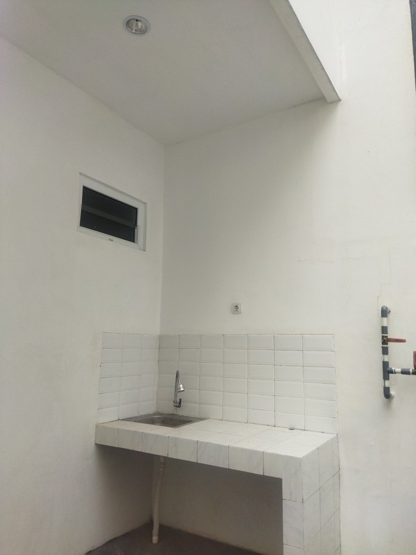 Brand New Rumah Dengan Halaman Samping Yang Luas Di Cibinong Bogor