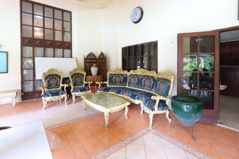 Villa klasik luas di Cimacan Cipanas akses dari Bogor Sentul City