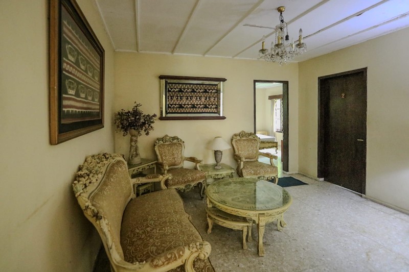 Villa klasik luas di Cimacan Cipanas akses dari Bogor Sentul City