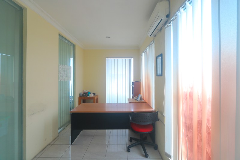 Ruko Gandeng 4 Duren Sawit Buaran Klender Dekat Cakung Rawamangun