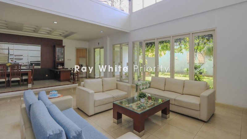 Rumah Mewah di Alam Sutera Dekat Pasar8 & Akses ke Gading Serpong