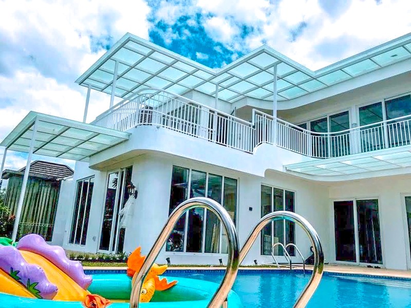 Rumah Villa di Rancamaya View Gunung Akses ke Sentul City, Puncak