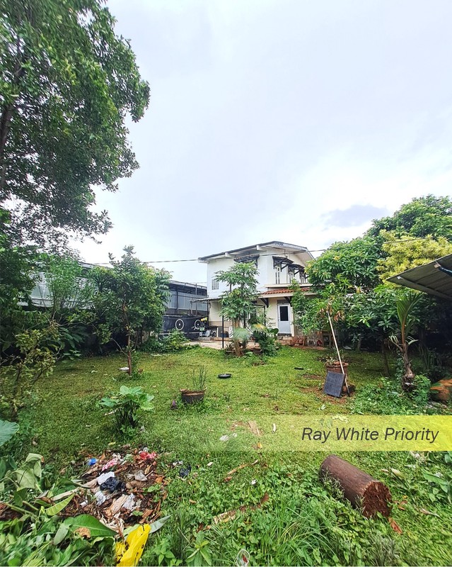 RUANG USAHA HITUNG TANAH DI PINGGIR JL CIPUTAT RAYA, KEBAYORAN LAMA, JAKARTA SELATAN