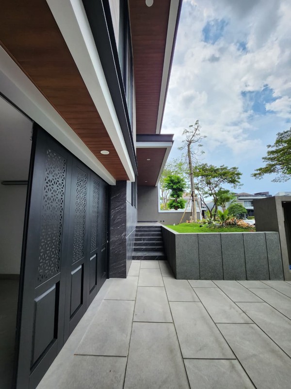 Rumah New Gress High Quality Double Way Newton Hill Citraland 