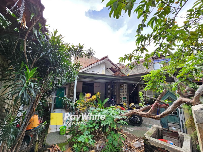 Rumah di Menteng Atas, Setia Budi, Jakarta Selatan, cocok buat usaha kos-kosan