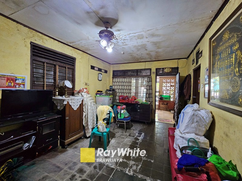 Rumah di Menteng Atas, Setia Budi, Jakarta Selatan, cocok buat usaha kos-kosan