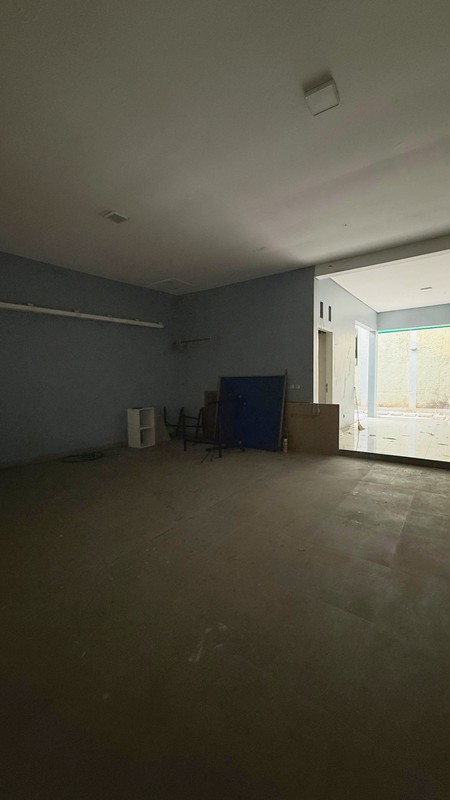 Rumah Luas dan Eksklusif di Gardenia Jababeka - Hunian Nyaman di Lokasi Strategis