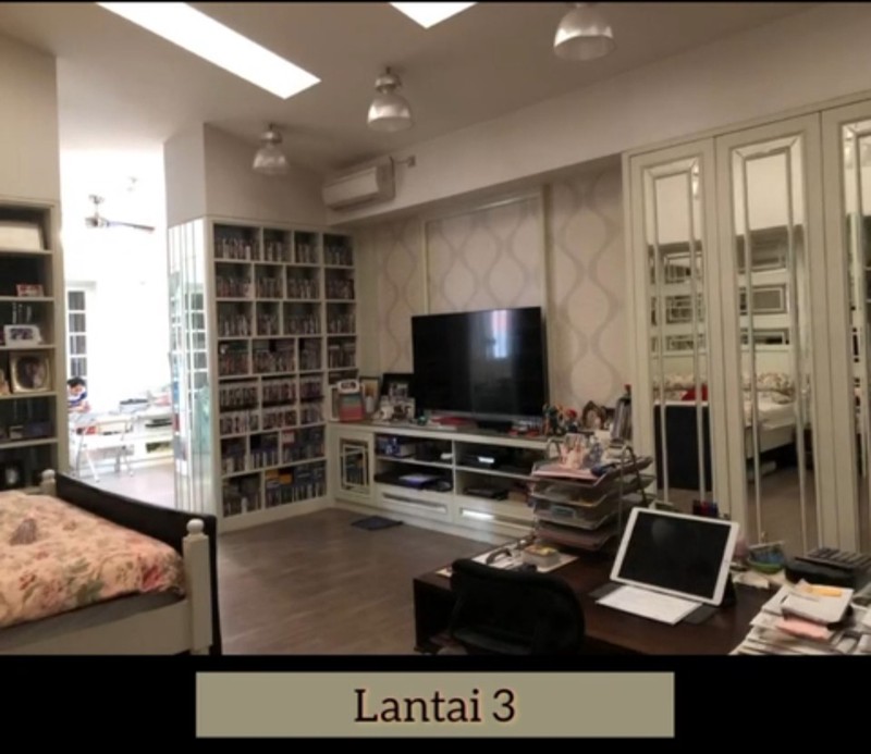 Dijual 390 m2 Gedung Ruko Surabaya Pusat Kota Nol Jalan Kalibutuh Dekat Kranggan , Blauran