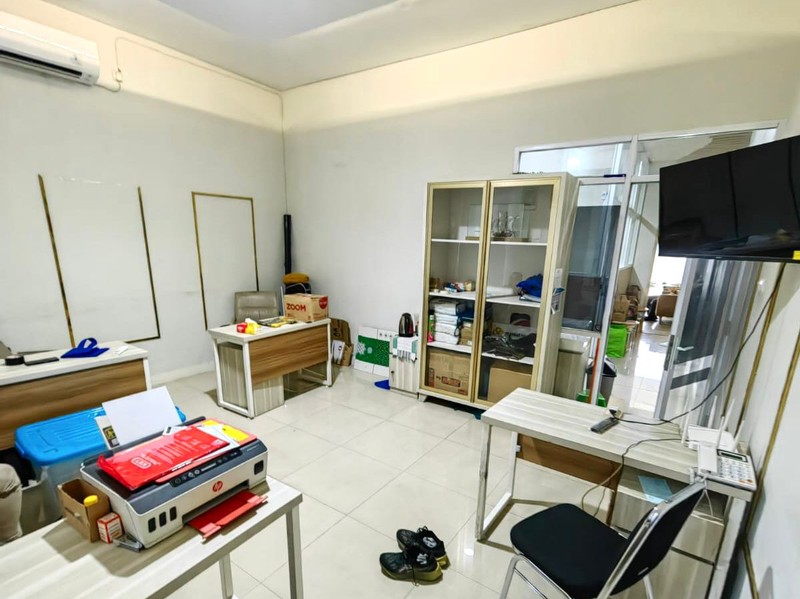DIJUAL! RUKO SIAP HUNI COCOK UNTUK KANTOR DI TB SIMATUPANG