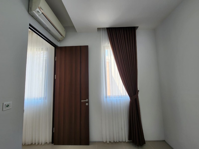 Rumah Baru Citra Garden Serpong - Sewa tahunan