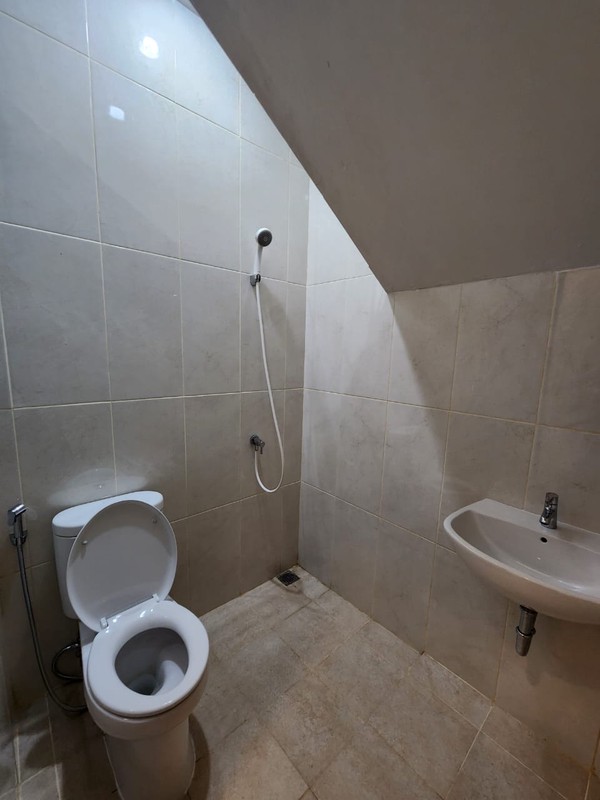 Rumah Baru Citra Garden Serpong - Sewa tahunan