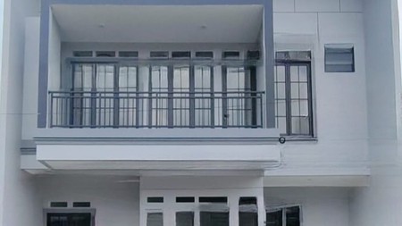 Rumah Baru Siap Huni di BSD Dekat Tol dan Stasiun Kereta Api