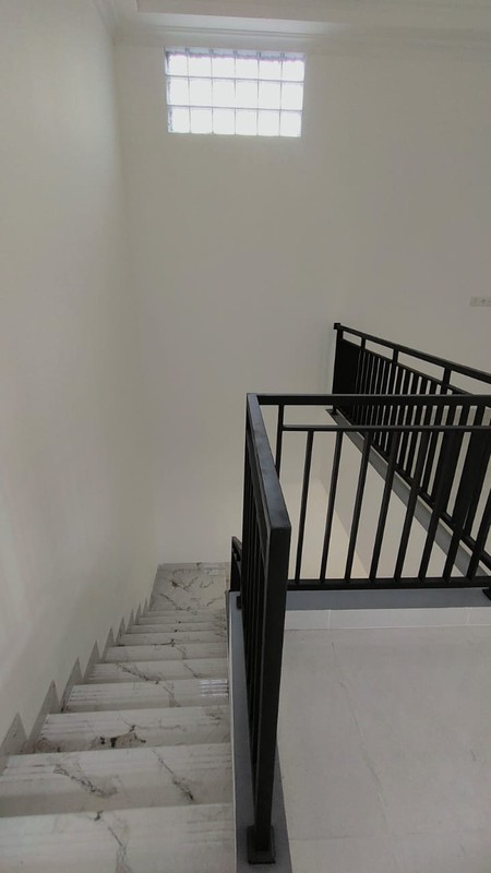 Rumah Baru Siap Huni di BSD Dekat Tol dan Stasiun Kereta Api