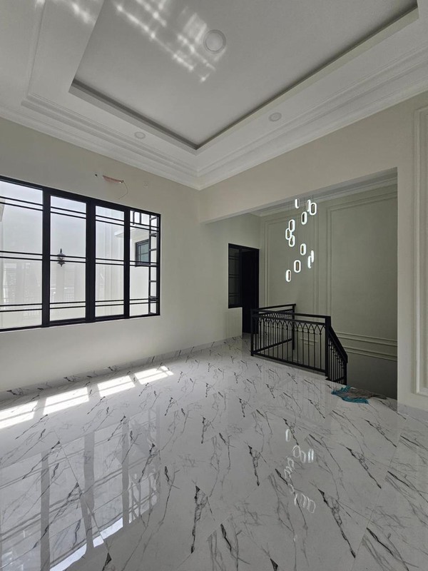 Rumah Baru Minimalis 2 Lantai di BSD dekat Tol dan Stasiun Kereta