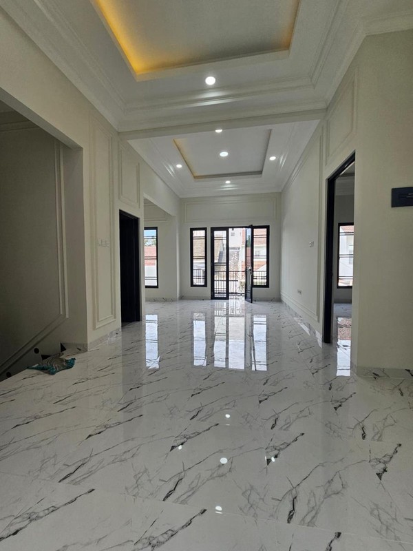 Rumah Baru Minimalis 2 Lantai di BSD dekat Tol dan Stasiun Kereta