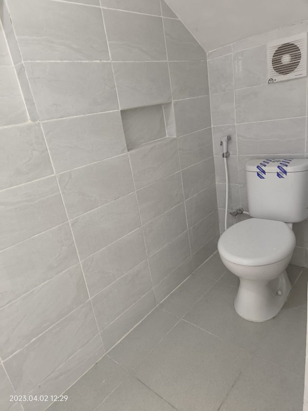 SEWA RUMAH SIAP HUNI MANSION 9 SBY BARAT