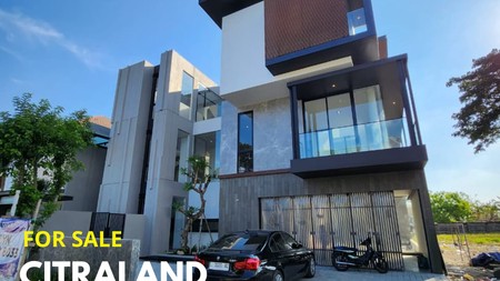 Rumah Mewah Baru Gress Istimewa Waterfront Citraland Surabaya Barat 