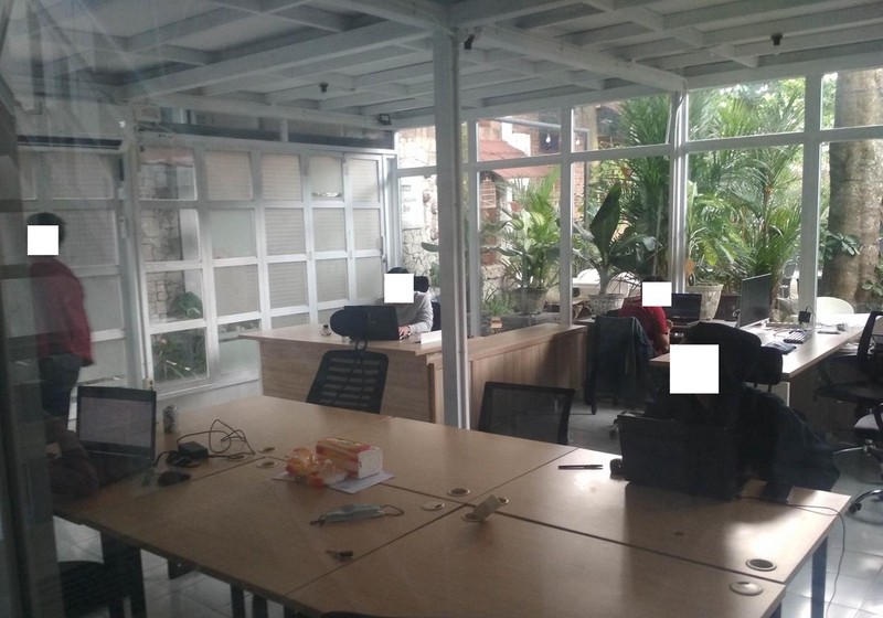 Ruang Usaha 2 Lantai Strategis di Kalitirto, Berbah, Sleman - Ideal untuk Kafe/Kantor/Guest House