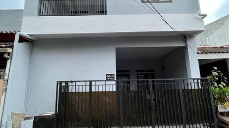 Rumah Bagus Di Perum Villa Mutiara, Jl Kecubung Ciputat Tangerang Selatan