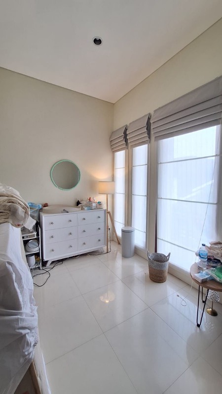 Rumah Bebas Banjir di Area Strategis Jalan Kasuari Sektor 9 Bintaro Jaya