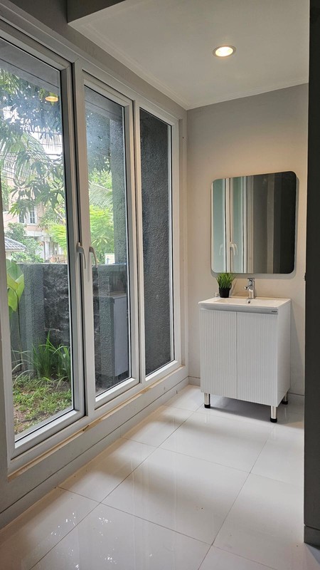 Rumah Bagus,lingkungan bersih,securty 24 jam di Bintaro Jaya 9