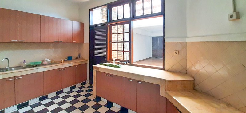 Rumah di Permata Hijau Simprug akses mudah Senopati Pondok Indah 