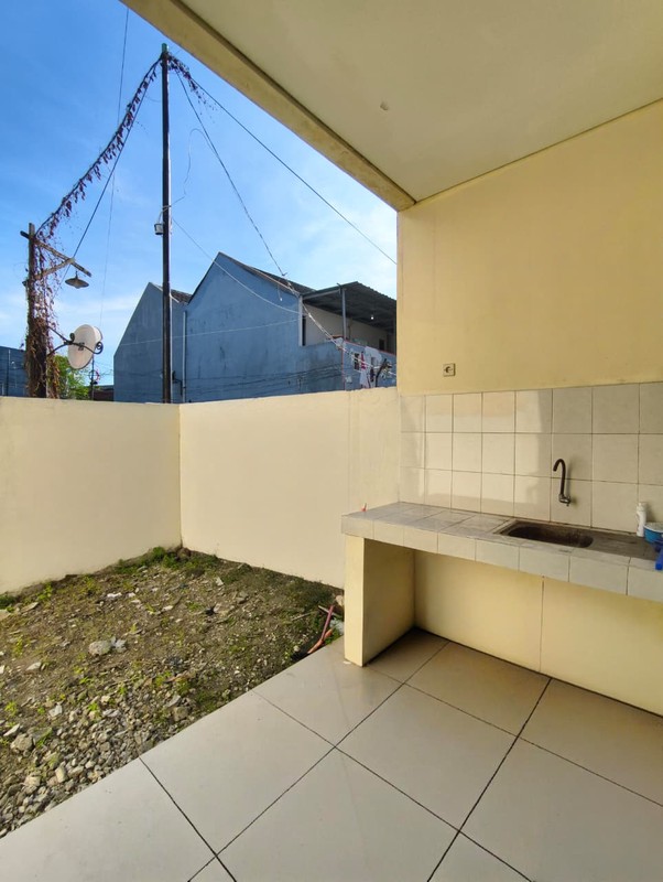 Rumah 2 Lantai Siap Huni Dekat Taman Suroboyo, Surabaya Utara 