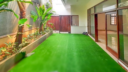 Rumah Disewakan Cepat di Simprug, Permata Hijau