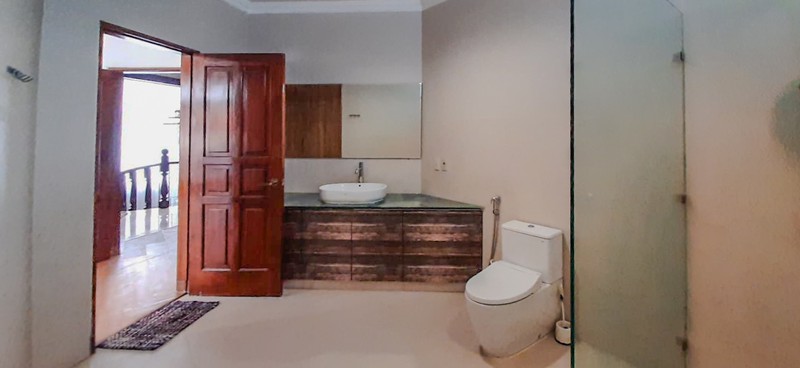 Rumah Disewakan Cepat di Simprug, Permata Hijau