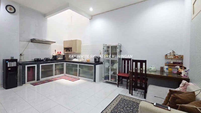 Rumah Dengan Lokasi Prime di Jl. Danau Sindereng Benhil