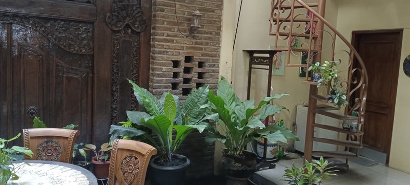 Rumah Hitung Tanah Area Cipete