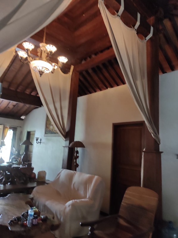 House Leasehold In Great Location Kerobokan Bali
