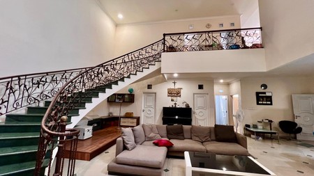 Rumah Mewah di Cluster Bintaro Sektor 9 