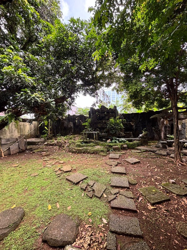 Dijual Rumah Luas di Jalan Kebagusan 1, Jakarta Selatan SHM