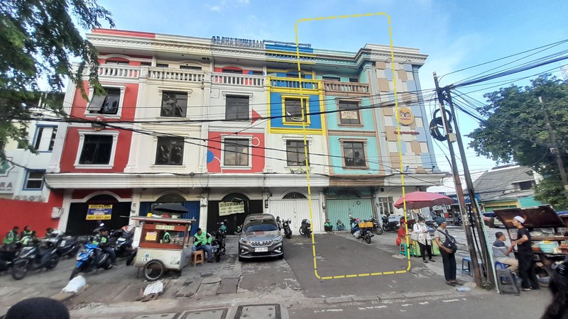 Ruko 4,5 Lantai + Rooftop di KH. Abdullah Syafei 