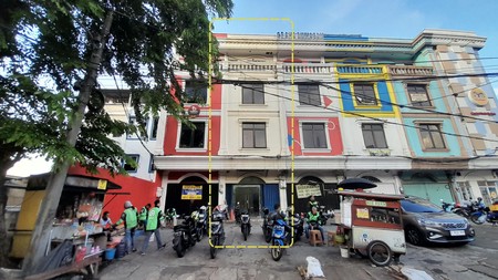 Ruko 4,5 Lantai + Rooftop di KH. Abdullah Syafei 