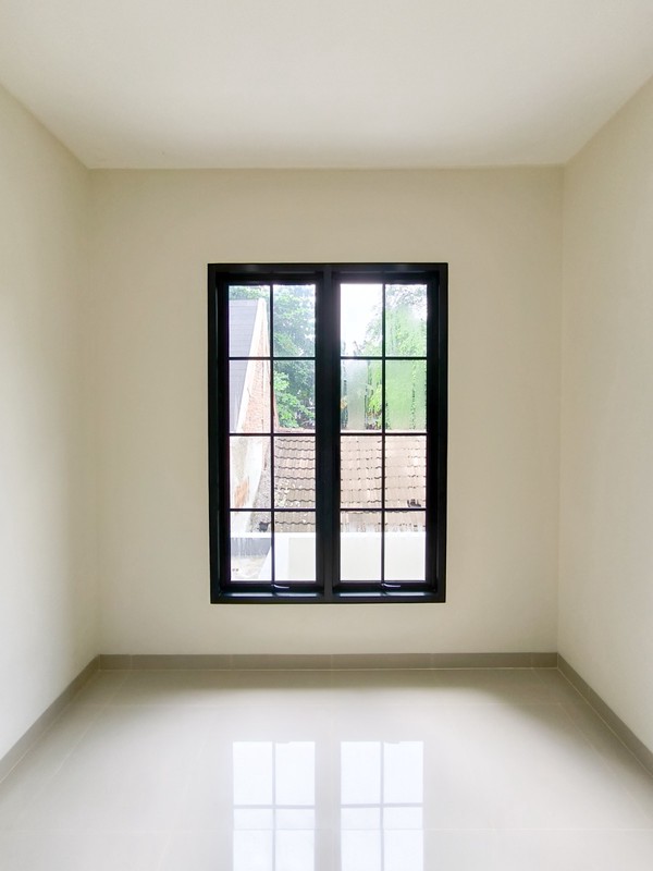 Rumah Bagus Di Graha Bunga Graha Raya Bintaro.