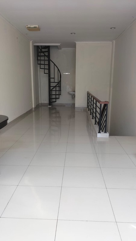 DIJUAL CEPAT RUKO MADISON - KOTA WISATA CIBUBUR Lokasi super strategis 